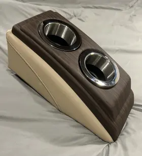 018960 BENNINGTON Tritoon Pontoon Moveable Arm Rest Cup Boat