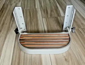 10-539 GARELICK Grady Rest Teak Traction