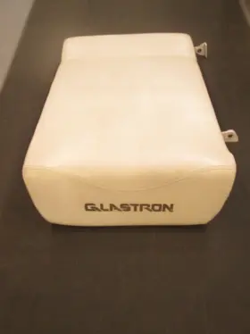 GB537900481 GLASTRON Boat Rear Seat Rest Engine Cover Cushion