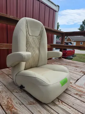 HC08 LIPPERT COMPONENT Pontoon Helm Chair Luppert Highback #3