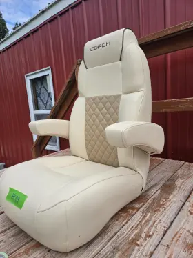 HC09 LIPPERT COMPONENT Pontoon Helm Chair Luppert Highback #2