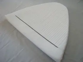 BCD-15 SPECIALTY MARINE Boston Whaler Dauntless Bow Cushion