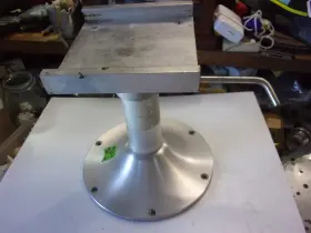 65714 SPRINGFIELD Boat Seat Pedestal Base Post Tall