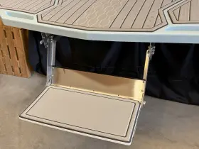 SSU20-SSU23-SSU26 STERN STEP Fold Boat Swim Platform